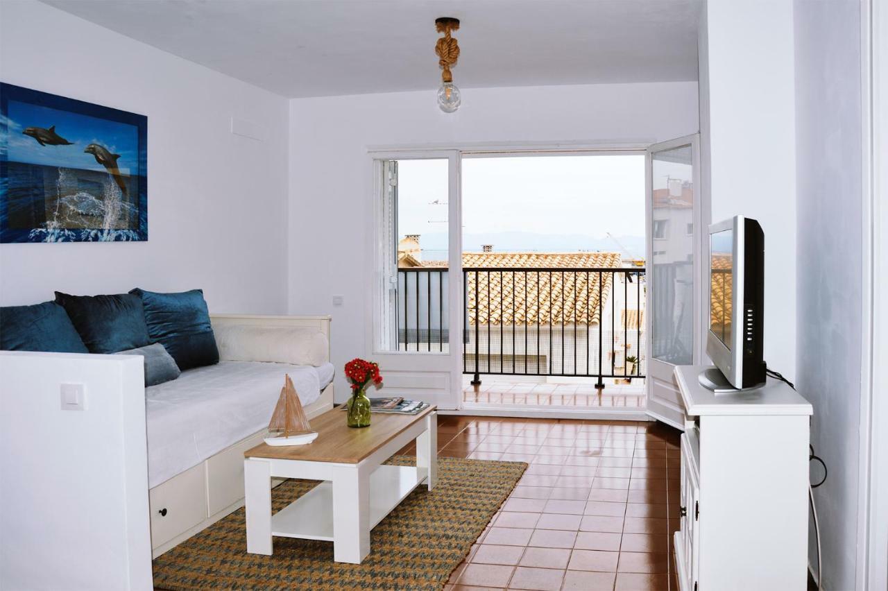 Coco Apt Renovated And With Seaview L'Escala Exterior photo